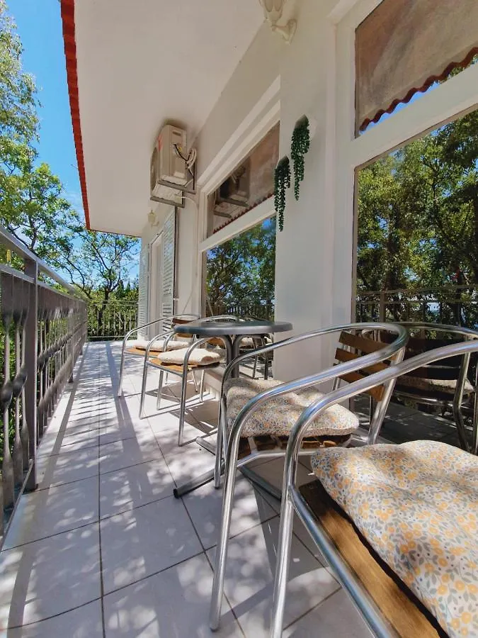 Apartmani Starigrad Paklenica - Danijel