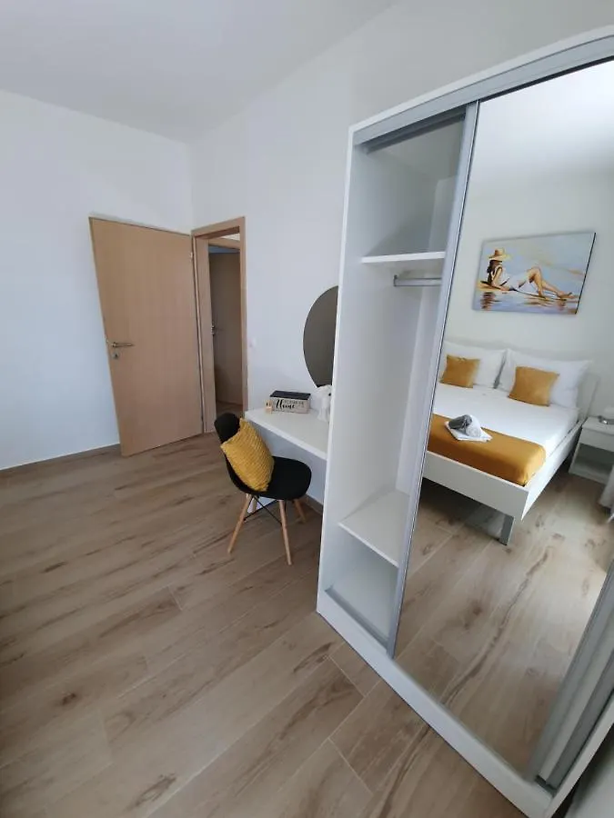 Apartmani Starigrad Paklenica - Danijel