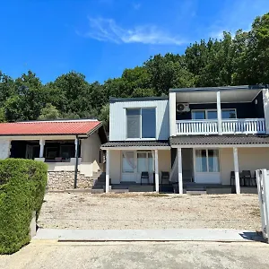  Apartment Bosnjak